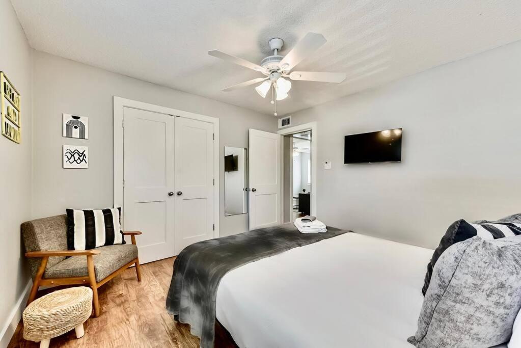Bright And Cheerful Flat, Near Fair Park Apartamento Dallas Exterior foto