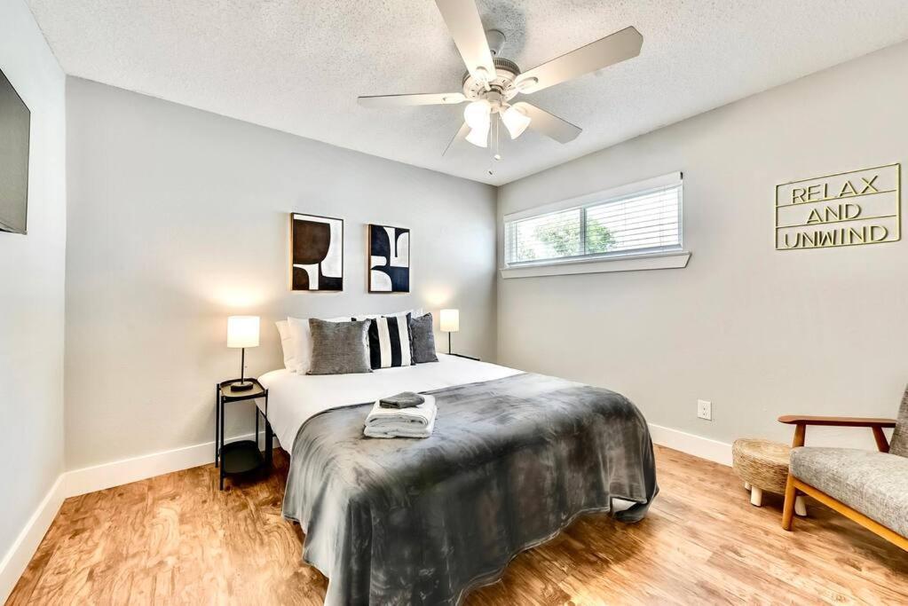 Bright And Cheerful Flat, Near Fair Park Apartamento Dallas Exterior foto