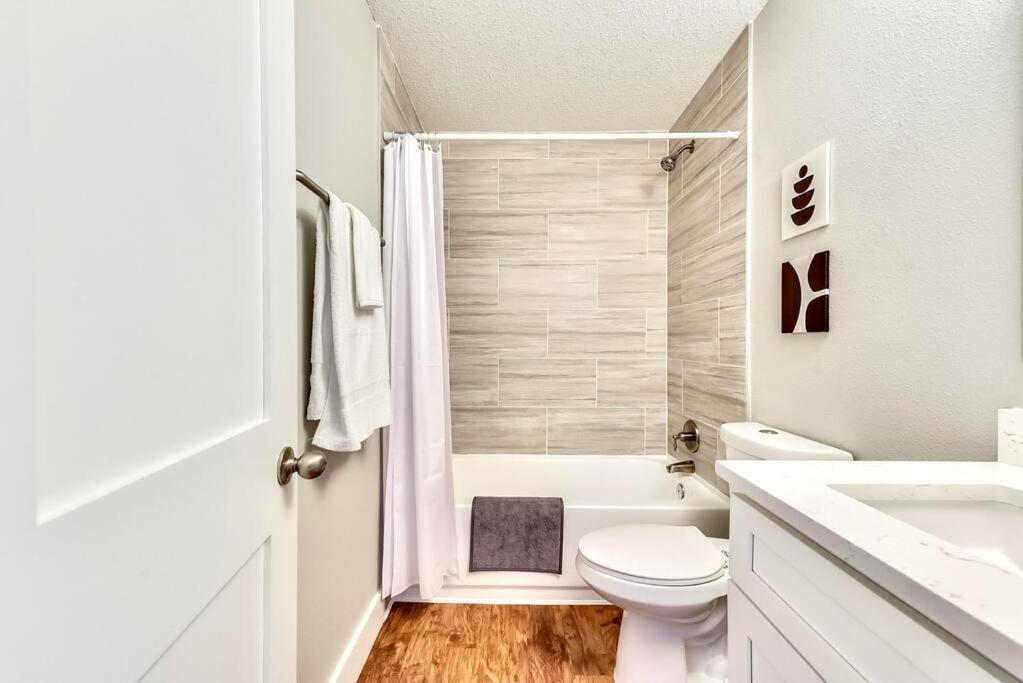 Bright And Cheerful Flat, Near Fair Park Apartamento Dallas Exterior foto