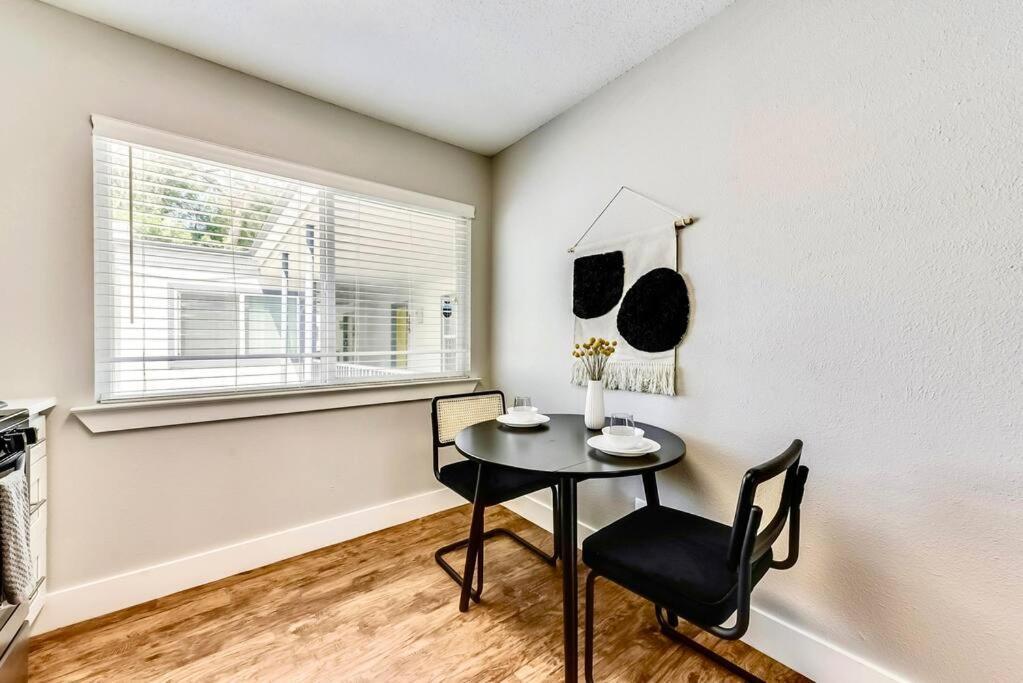 Bright And Cheerful Flat, Near Fair Park Apartamento Dallas Exterior foto
